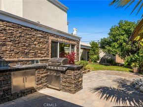 1824 Park Street, Huntington Beach CA 92648