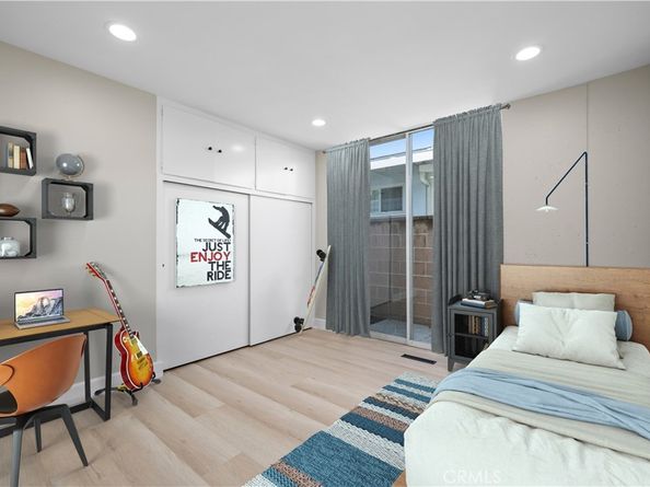 1824 Park Street, Huntington Beach CA 92648