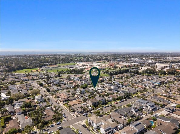 1824 Park Street, Huntington Beach CA 92648