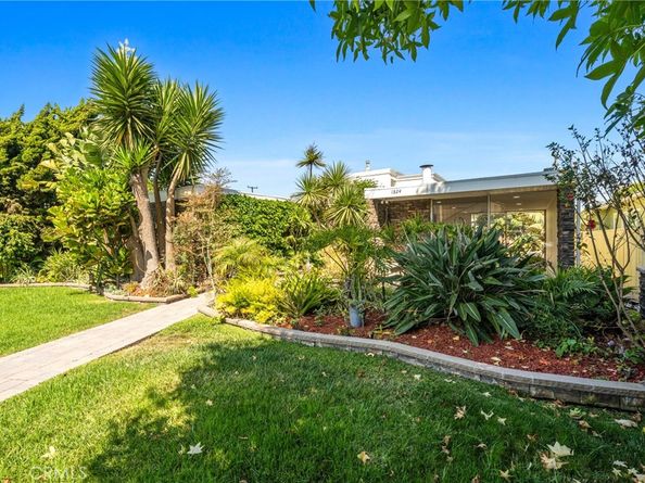 1824 Park Street, Huntington Beach CA 92648