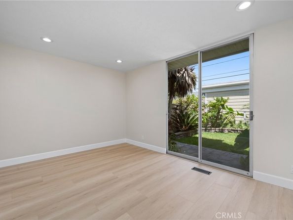 1824 Park Street, Huntington Beach CA 92648