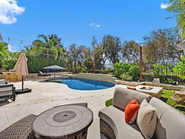 19 Crestview Drive, Rancho Santa Margarita CA 92688