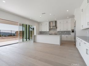 752 Via Arezzo Place, Altadena CA 91001