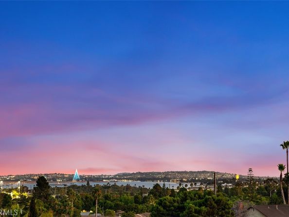 2515 Geranium Street, San Diego CA 92109