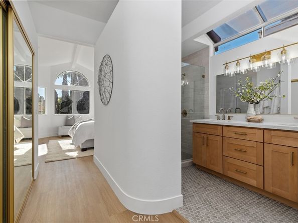 32 Comiso, Irvine CA 92614