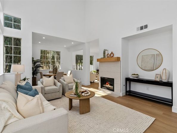 32 Comiso, Irvine CA 92614