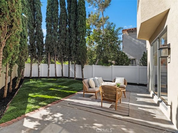 32 Comiso, Irvine CA 92614