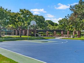 32 Comiso, Irvine CA 92614
