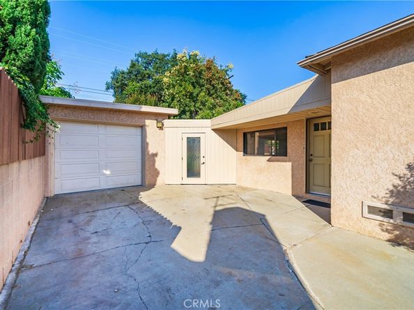 4425 Walnut Ave, Long Beach CA 90807