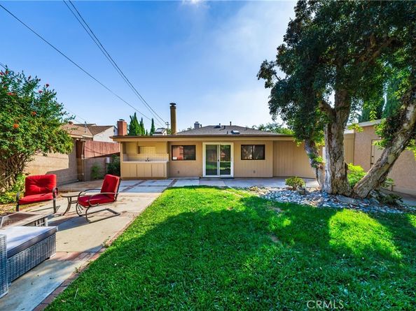 4425 Walnut Ave, Long Beach CA 90807