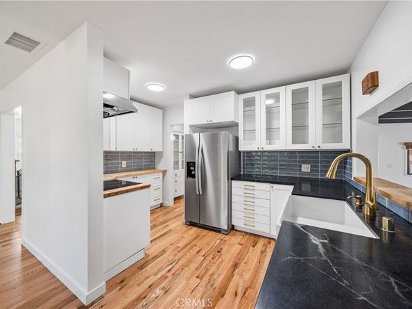 4425 Walnut Ave, Long Beach CA 90807