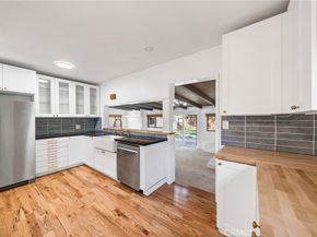 4425 Walnut Ave, Long Beach CA 90807