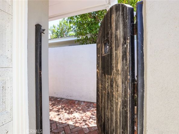 1523 Freeman Street, Santa Ana CA 92706
