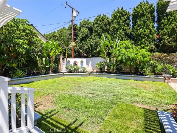 1523 Freeman Street, Santa Ana CA 92706