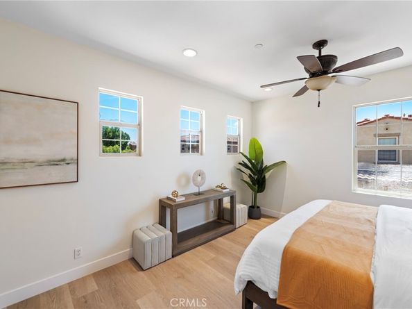 50 Cienega, Irvine CA 92618