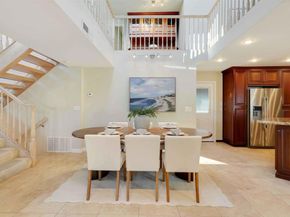 2438 Ocean Street, Carlsbad CA 92008