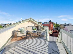 2438 Ocean Street, Carlsbad CA 92008