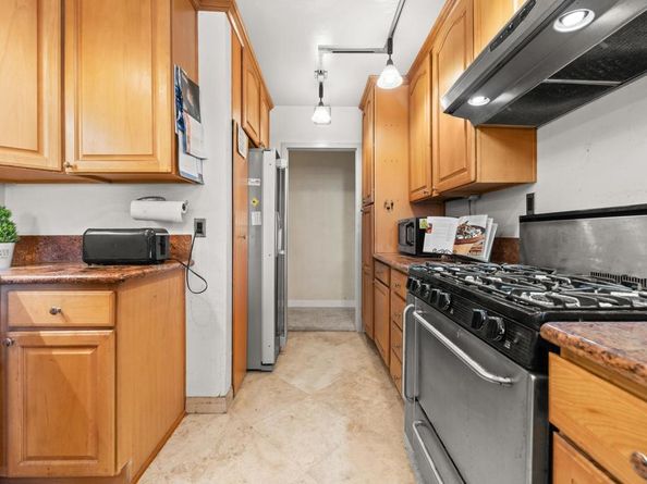 2736 Deerpark Drive, San Diego CA 92110