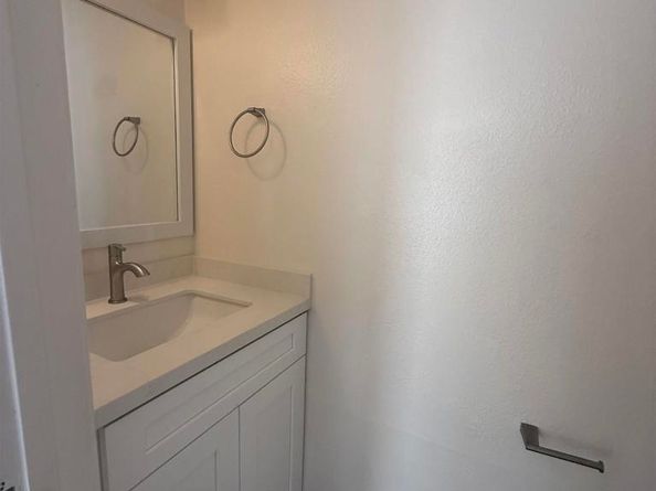 1317 Caminito Gabaldon H, Mission Valley CA 92108