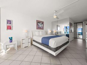 4767 Ocean Boulevard 203, San Diego CA 92109