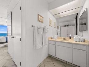 4767 Ocean Boulevard 203, San Diego CA 92109