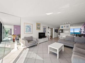 4767 Ocean Boulevard 203, San Diego CA 92109