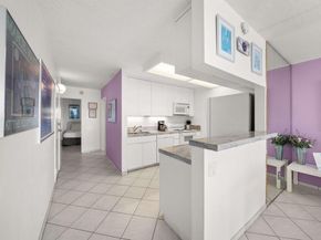 4767 Ocean Boulevard 203, San Diego CA 92109