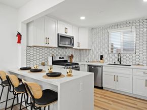 5028 Monroe Avenue, San Diego CA 92115