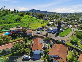 141 Belfast, Escondido CA 92027