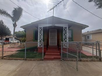 134 E 7TH Street