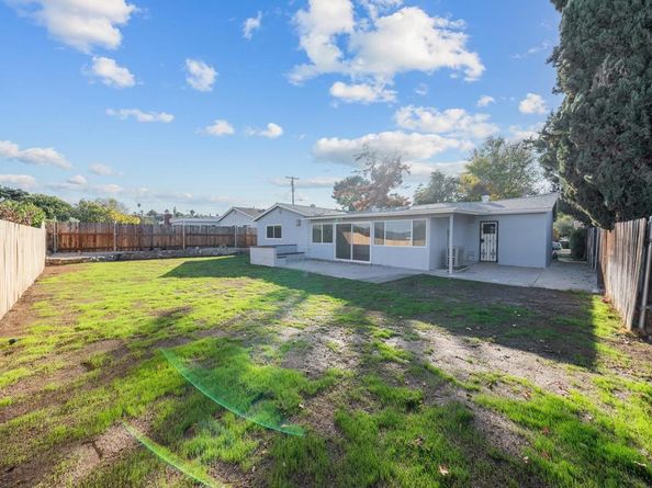 555 Hotz Street, Spring Valley CA 91977