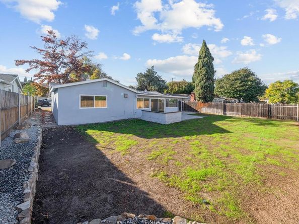 555 Hotz Street, Spring Valley CA 91977