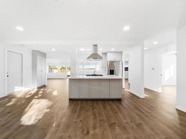 555 Hotz Street, Spring Valley CA 91977