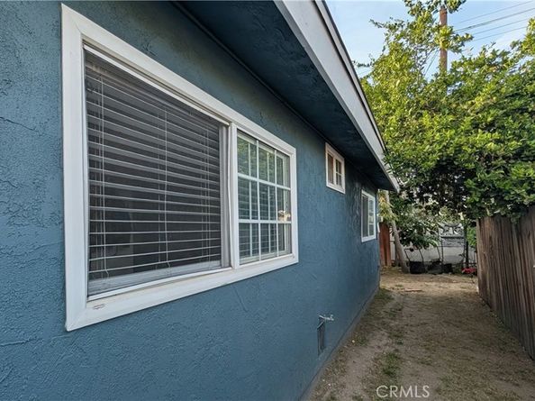 417 W Pear, Compton CA 90222