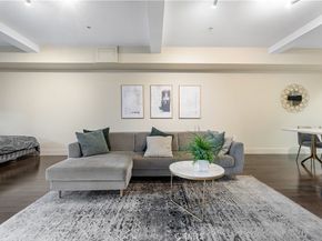 433 Pine Avenue 102, Long Beach CA 90802