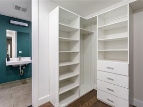 433 Pine Avenue 102, Long Beach CA 90802