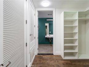 433 Pine Avenue 102, Long Beach CA 90802