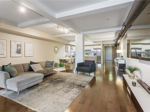 433 Pine Avenue 102, Long Beach CA 90802