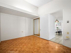 1502 Golden Rain Road M-2 46J, Seal Beach CA 90740