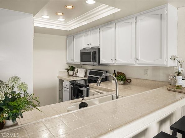 2311 Apricot, Irvine CA 92618