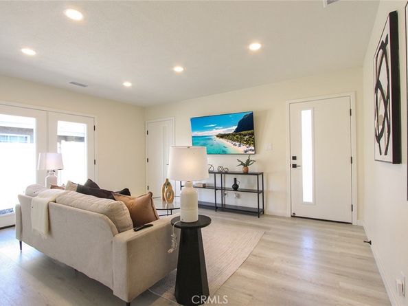 2544 W Greenacre Avenue, Anaheim CA 92801