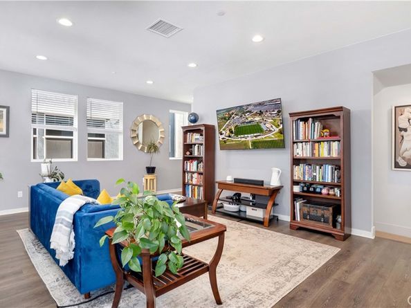 125 Allusion, Irvine CA 92618