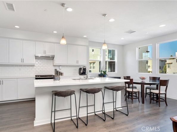 125 Allusion, Irvine CA 92618