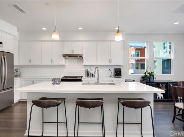 125 Allusion, Irvine CA 92618