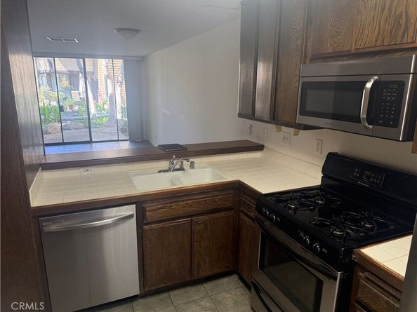 12750 Centralia 191, Lakewood CA 90715