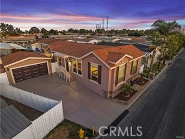 3595 Santa Fe Avenue, #302, Long Beach CA 90810