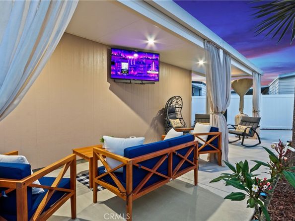 3595 Santa Fe Avenue, #302, Long Beach CA 90810