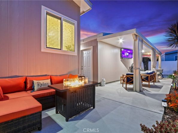 3595 Santa Fe Avenue, #302, Long Beach CA 90810