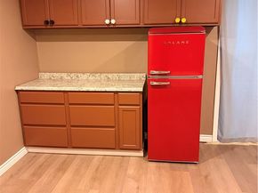 1982 Corson Street, Pasadena CA 91107