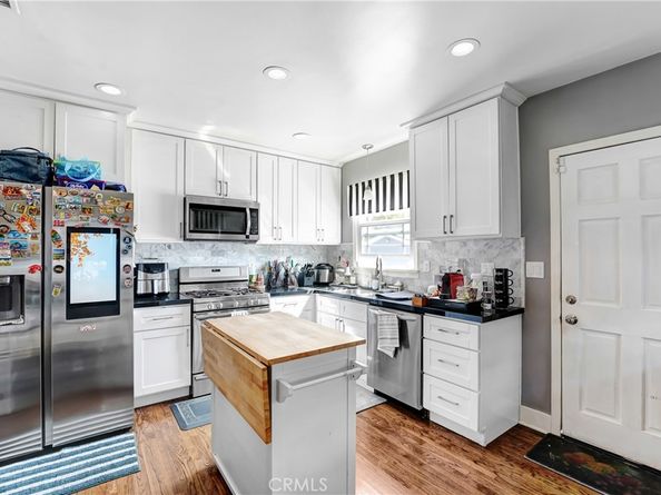 1982 Corson Street, Pasadena CA 91107